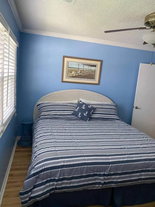 Beach Breeze 3, Pet Friendly, Walking Distance To Atlantic Ocean Free Parking Миртл-Бич Экстерьер фото